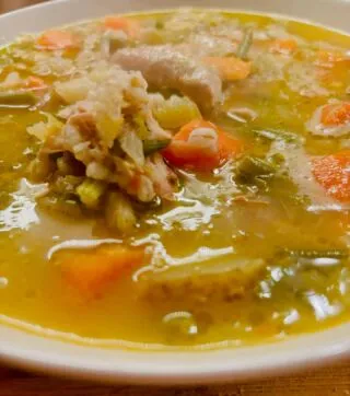 It’s cold, windy, and dark out, and as far as I’m concerned there’s nothing more appetising than the fabulous mamas #chickensoup with #barley. #Carrots, potatoes, green beans, sweet #potato, #celery, #cabbage, #onions, #garlic, and a whole lotta love!